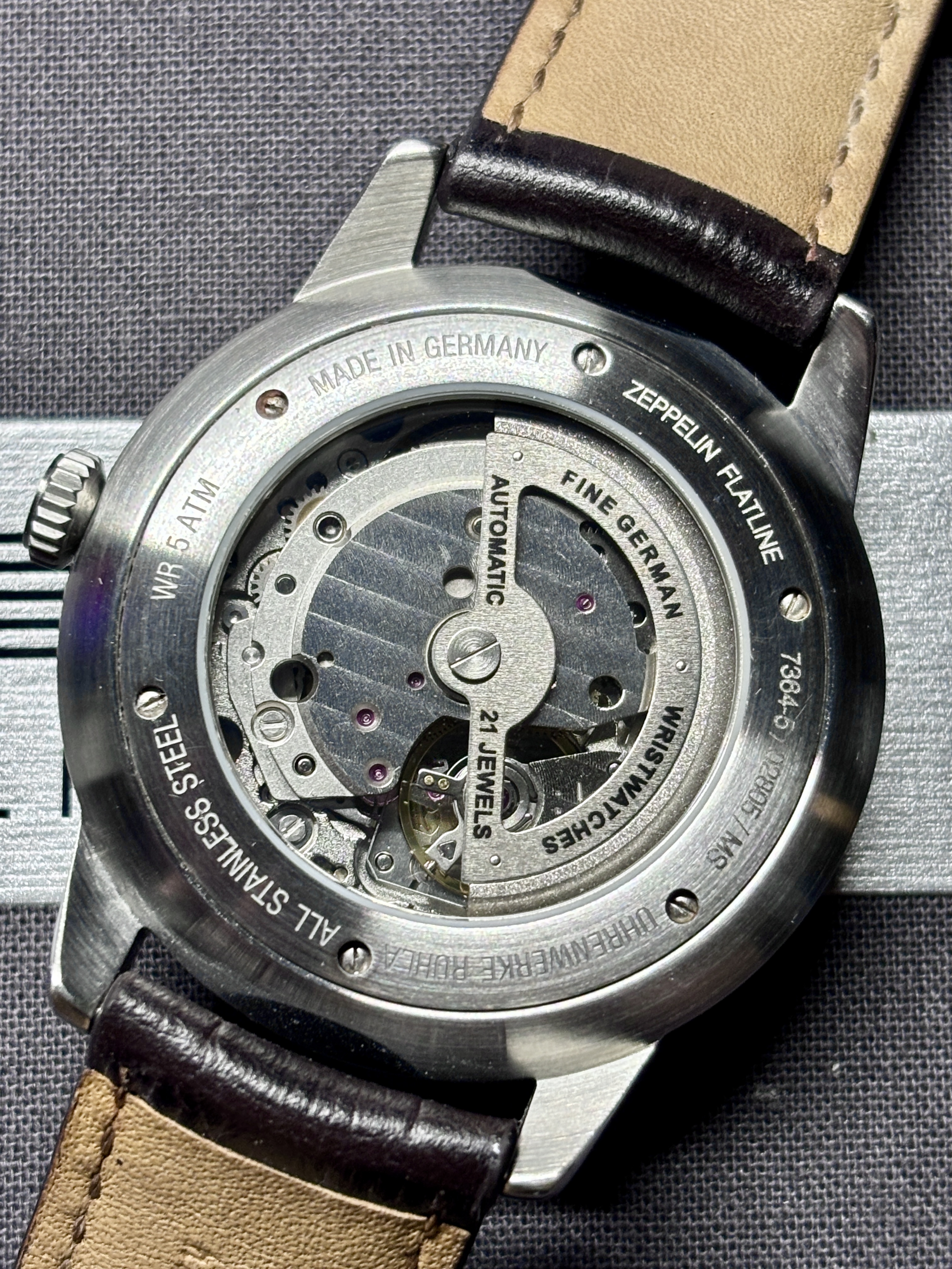 zeppelin_100_jahre_vorderseite